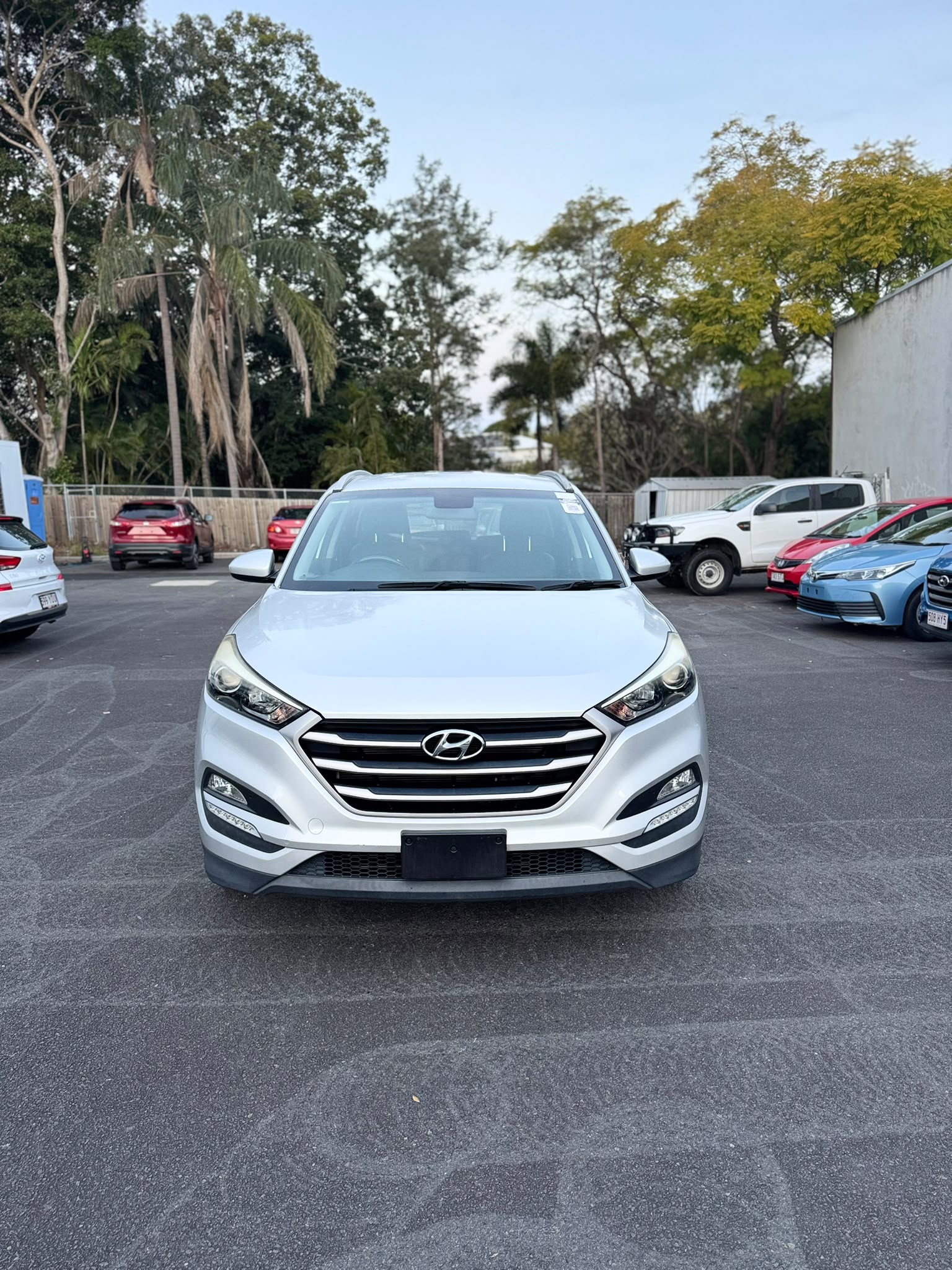 2016 Hyundai Tucson Active X TL Wagon in Silver.