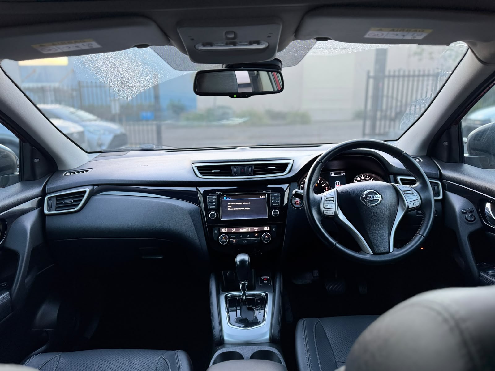 2016 Nissan Qashqai Ti S/Wagon in Red.