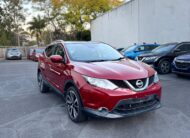 2016 Nissan Qashqai Ti S/Wagon in Red.