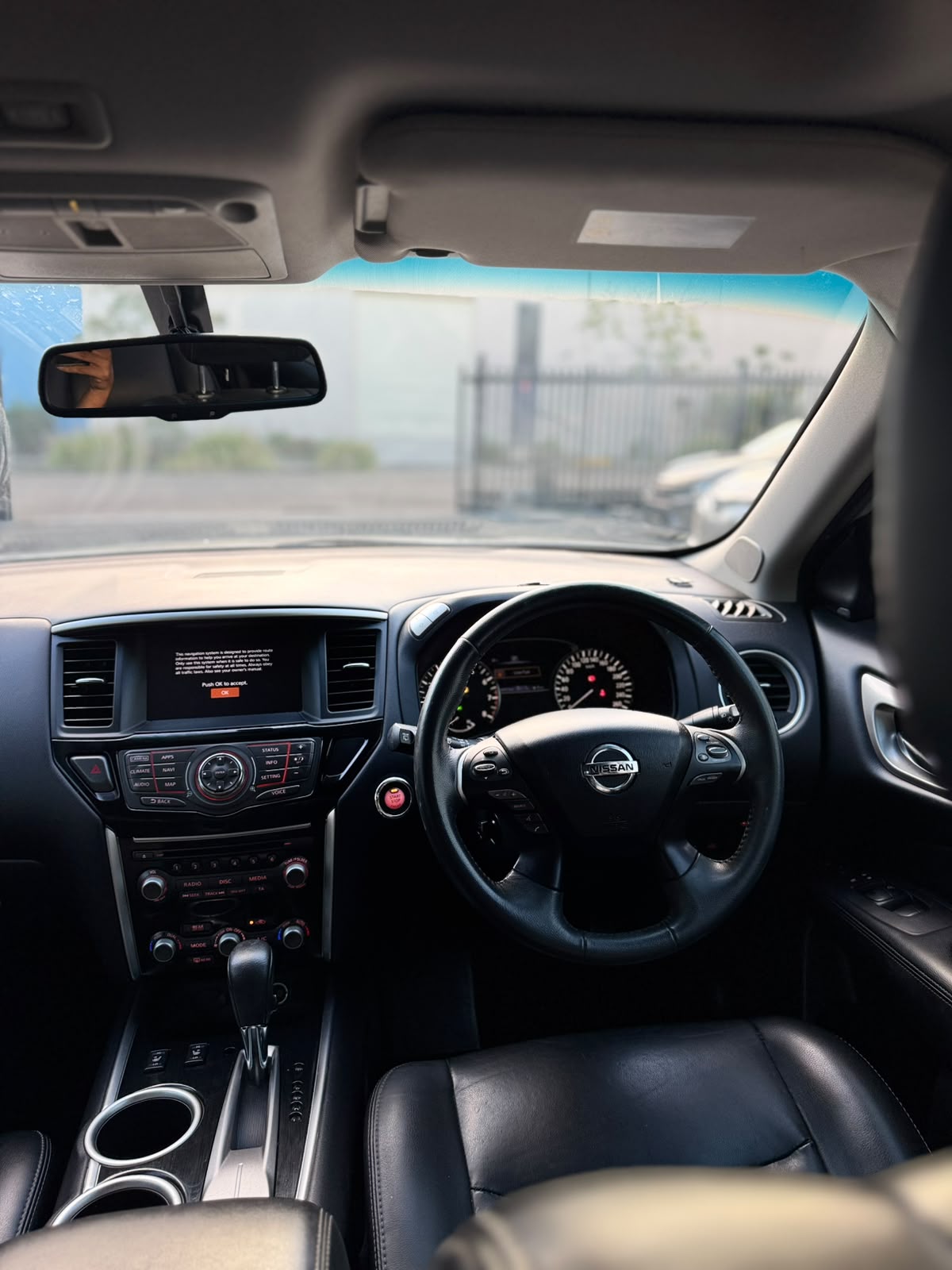 2017 Nissan Pathfinder ST-L R52 Series II MY17 Wagon in Silver.