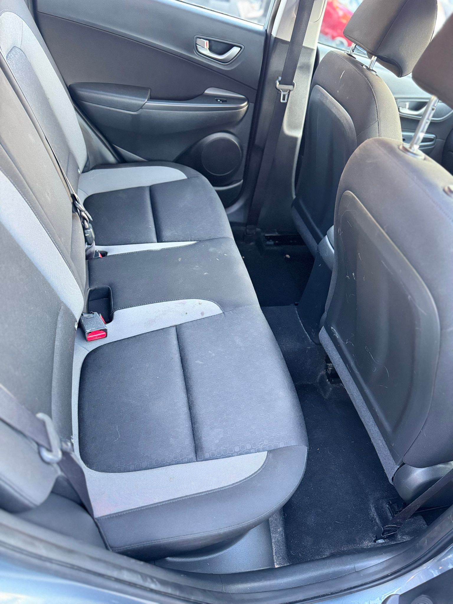 2018 Hyundai Kona Active SUV in Grey.