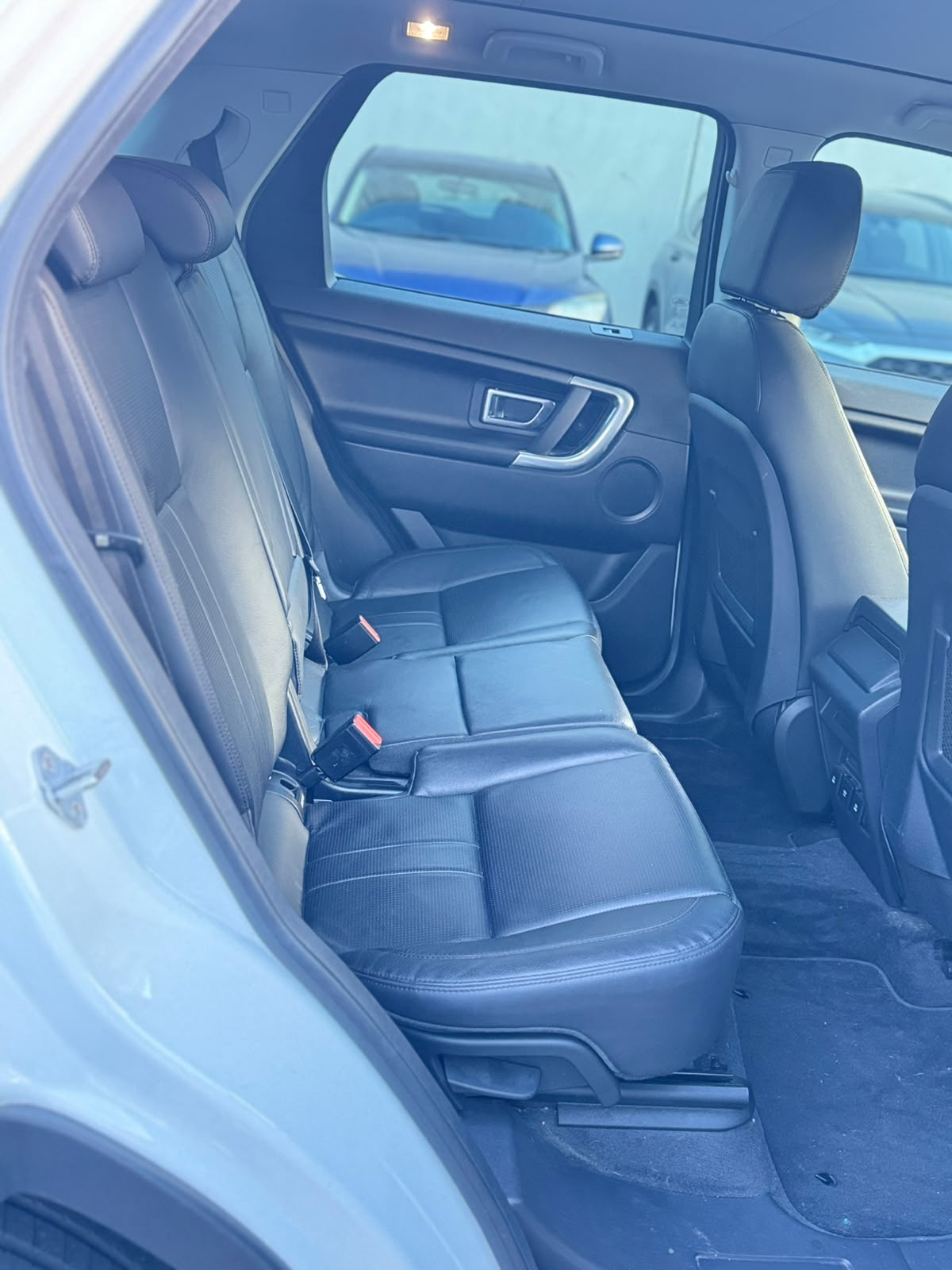 2018 Land Rover Discovery Sport TD4 132KW SE L550 MY18 Wagon in White.