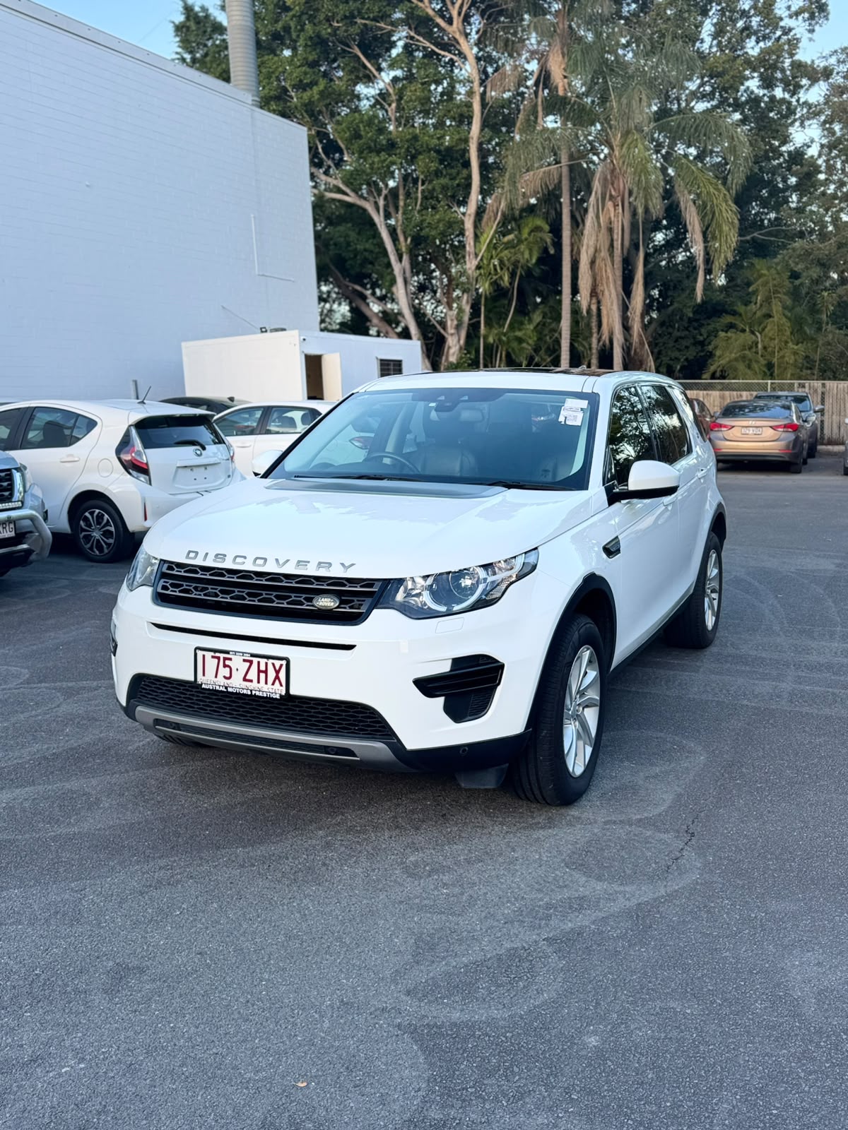 2018 Land Rover Discovery Sport TD4 132KW SE L550 MY18 Wagon in White.