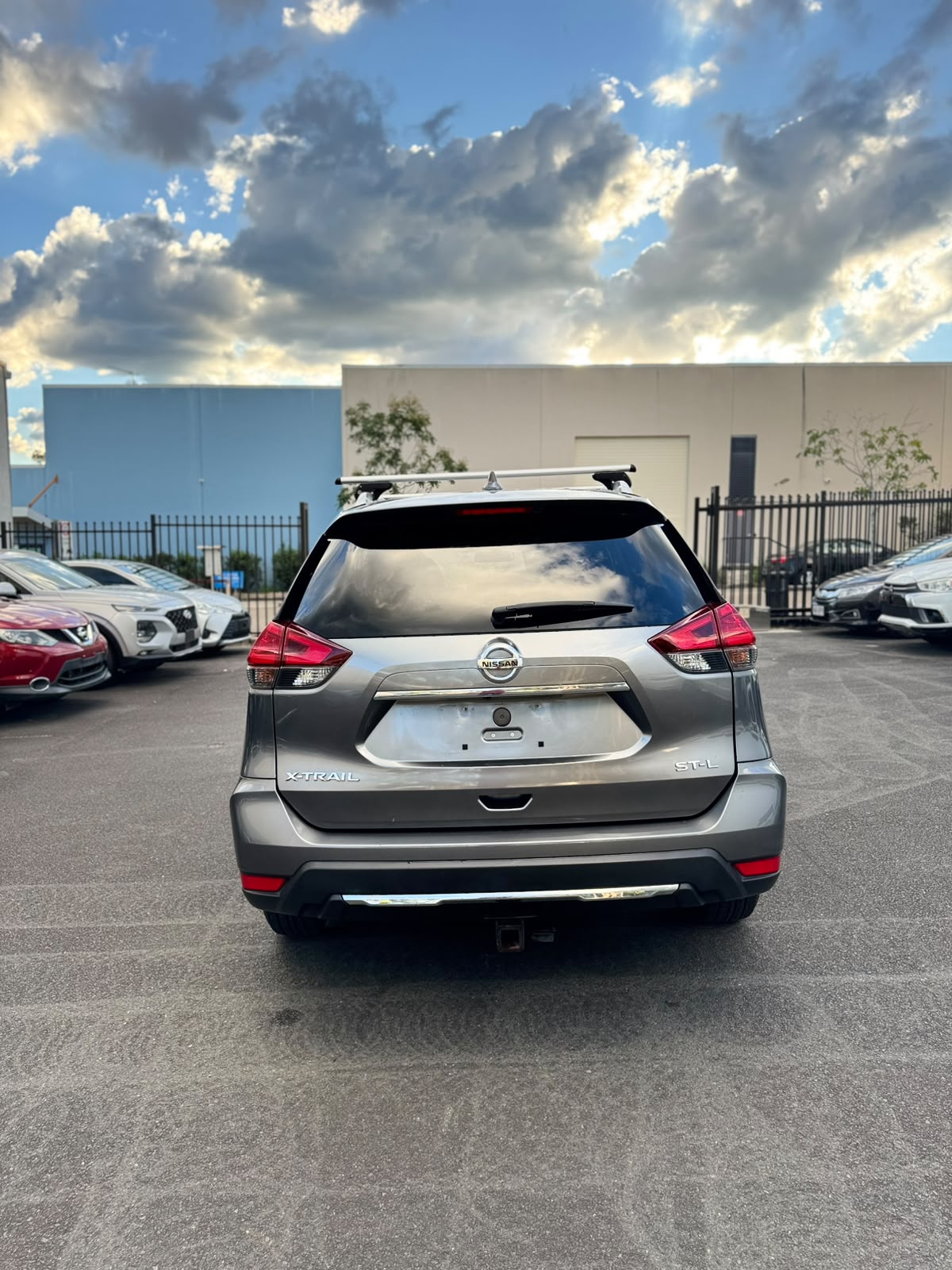 2018 Nissan X-Trail T32 Series 2 ST-L Station Wagon in Grey.