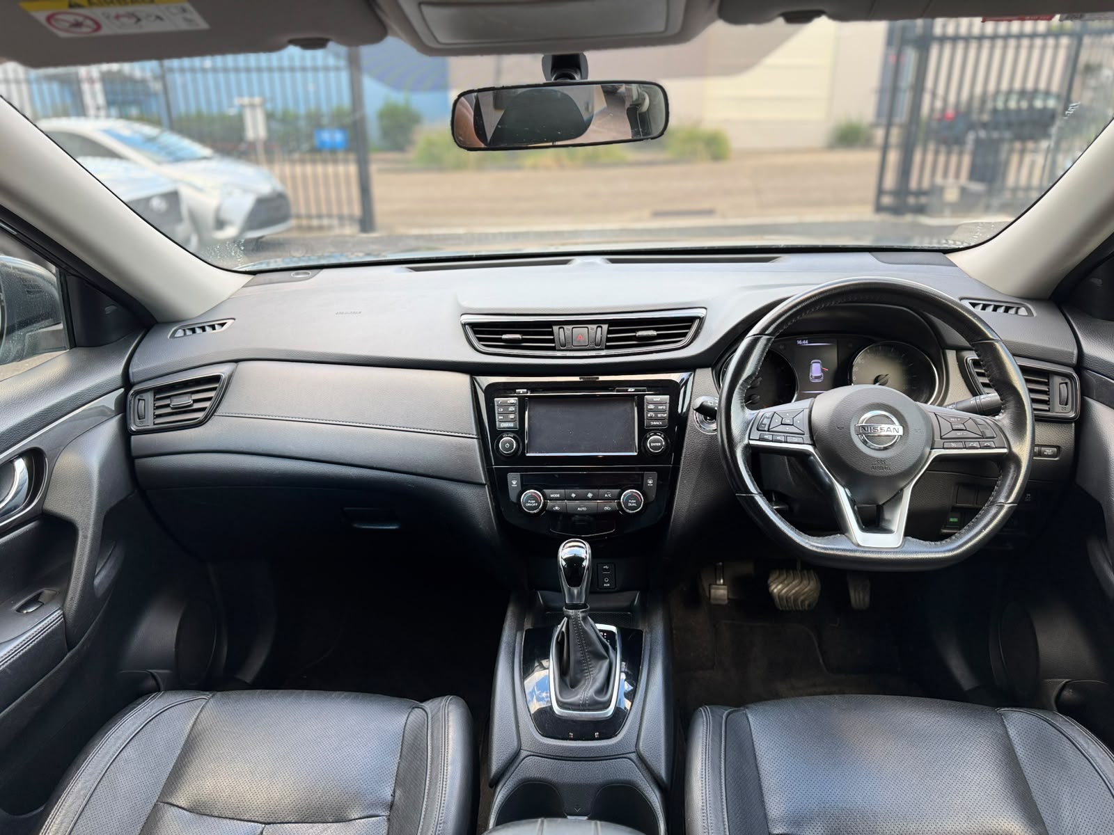 2018 Nissan X-Trail T32 Series 2 ST-L Station Wagon in Grey.