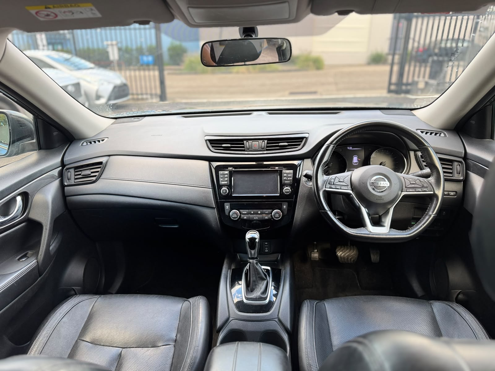2018 Nissan X-Trail T32 Series 2 ST-L Station Wagon in Grey.