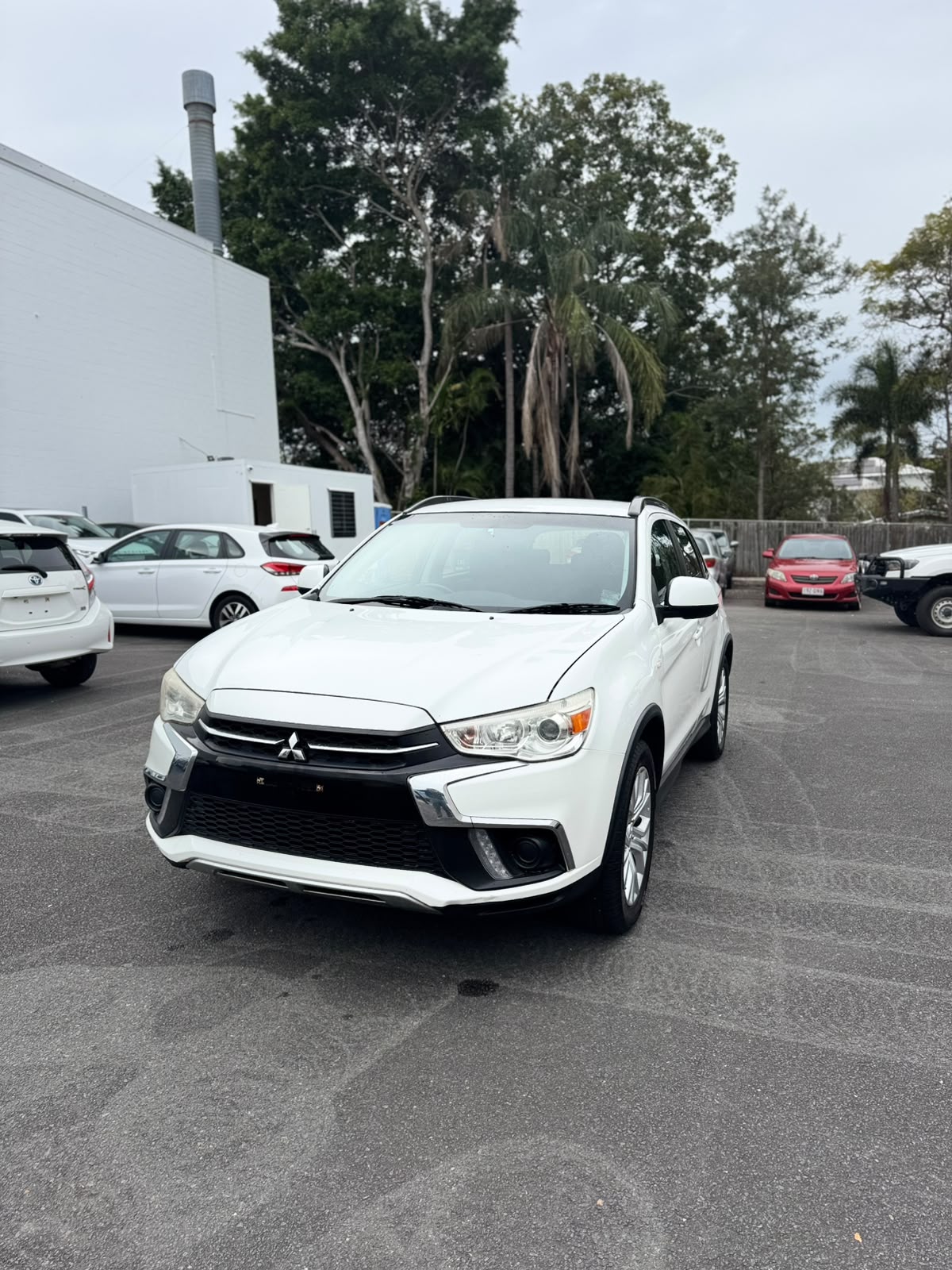 2019 Mitsubishi ASX ES Petrol in White.