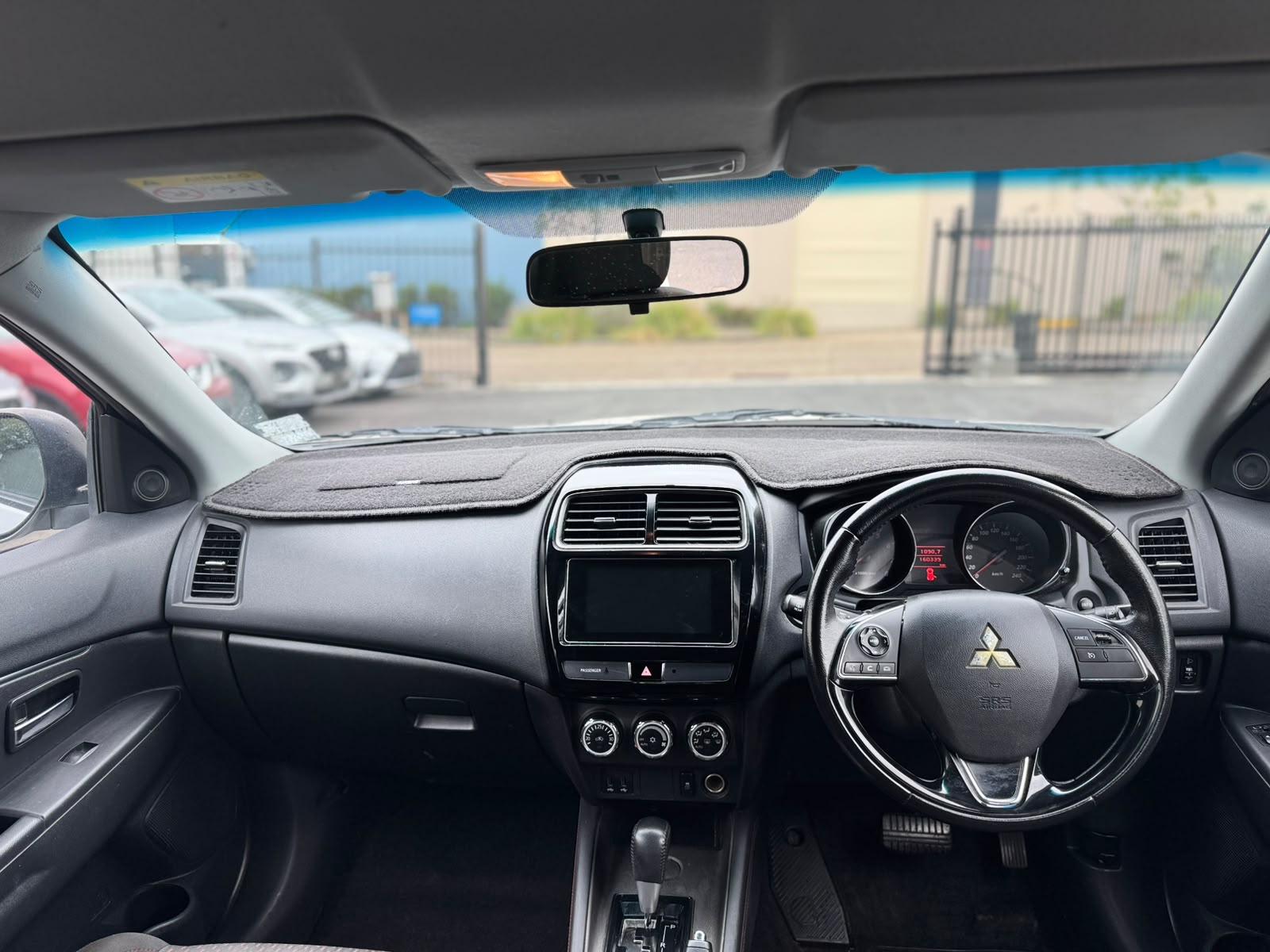 2019 Mitsubishi ASX ES Petrol in White.