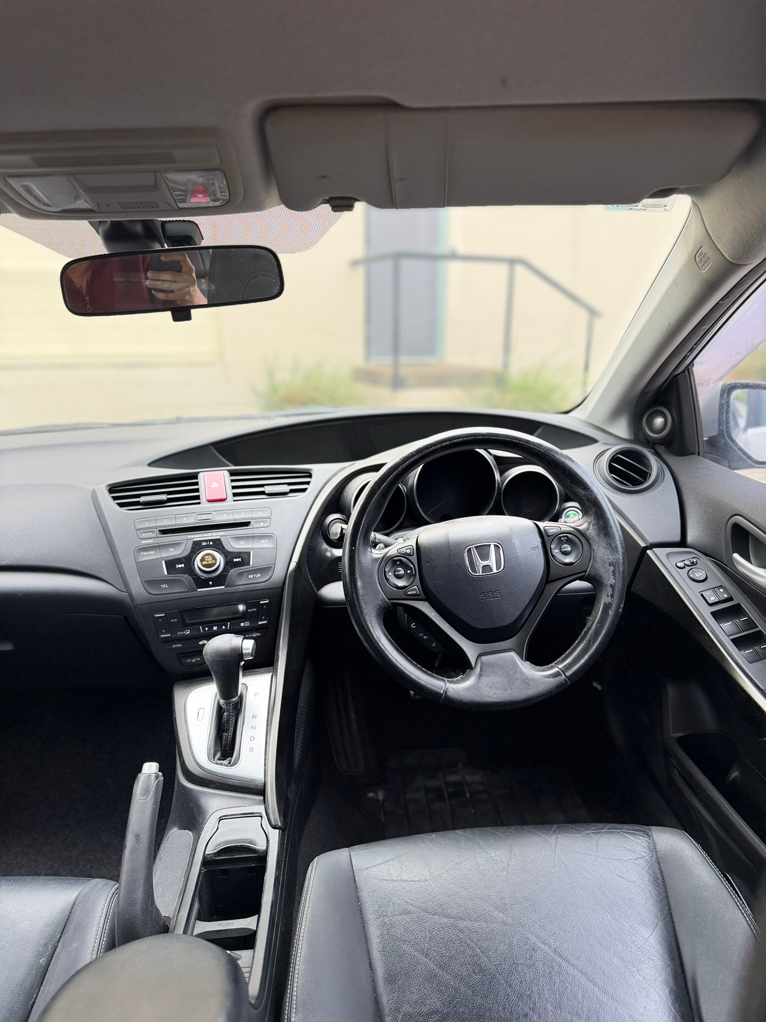 2012 Honda Civic VTi-L Hatch in Silver.
