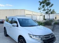 2018 Mitsubishi Outlander ZK LS PHEV S/Wagon in White.