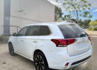 2018 Mitsubishi Outlander ZK LS PHEV S/Wagon in White.