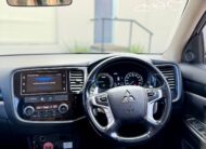 2018 Mitsubishi Outlander ZK LS PHEV S/Wagon in White.