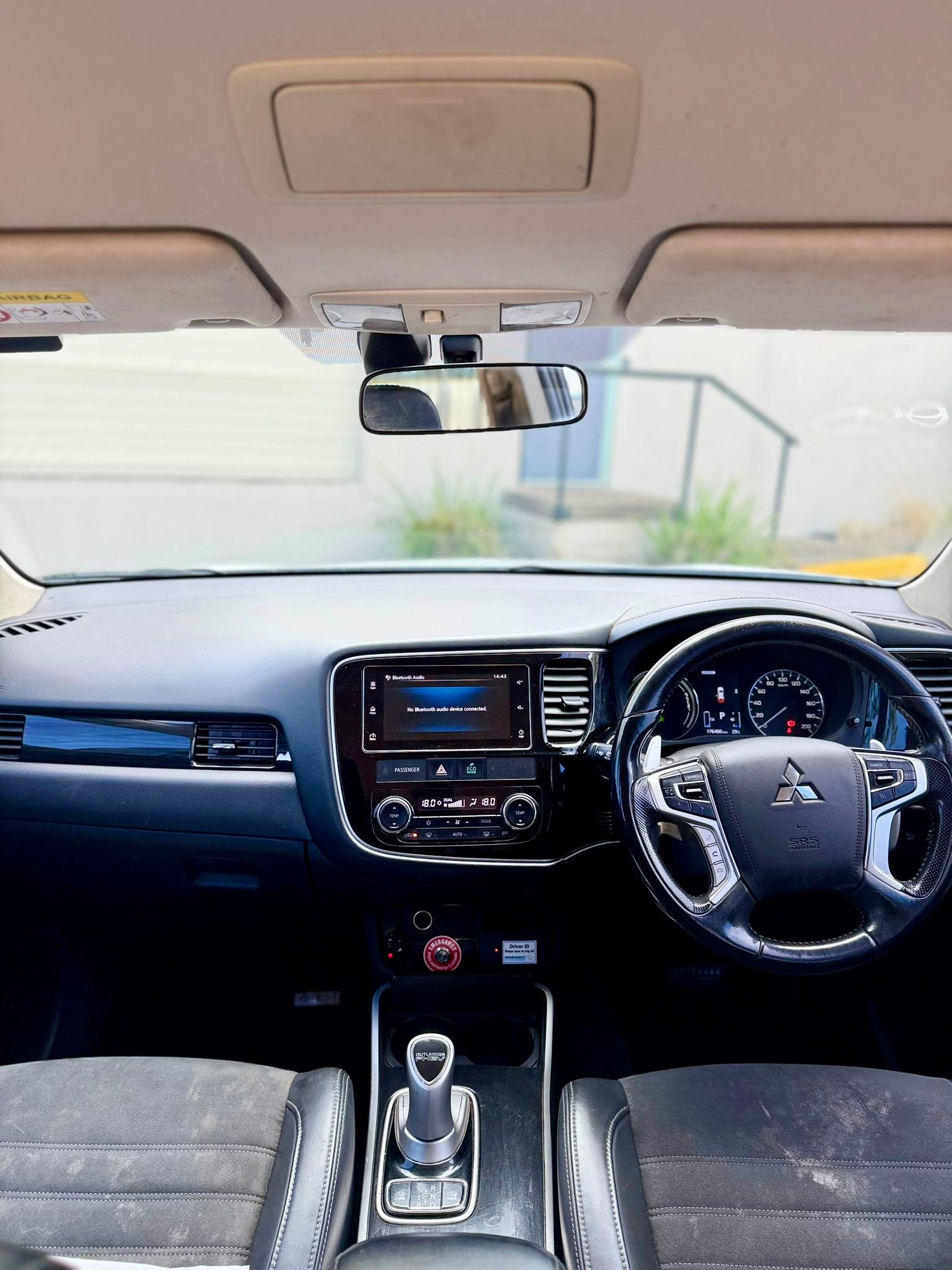 2018 Mitsubishi Outlander ZK LS PHEV S/Wagon in White.