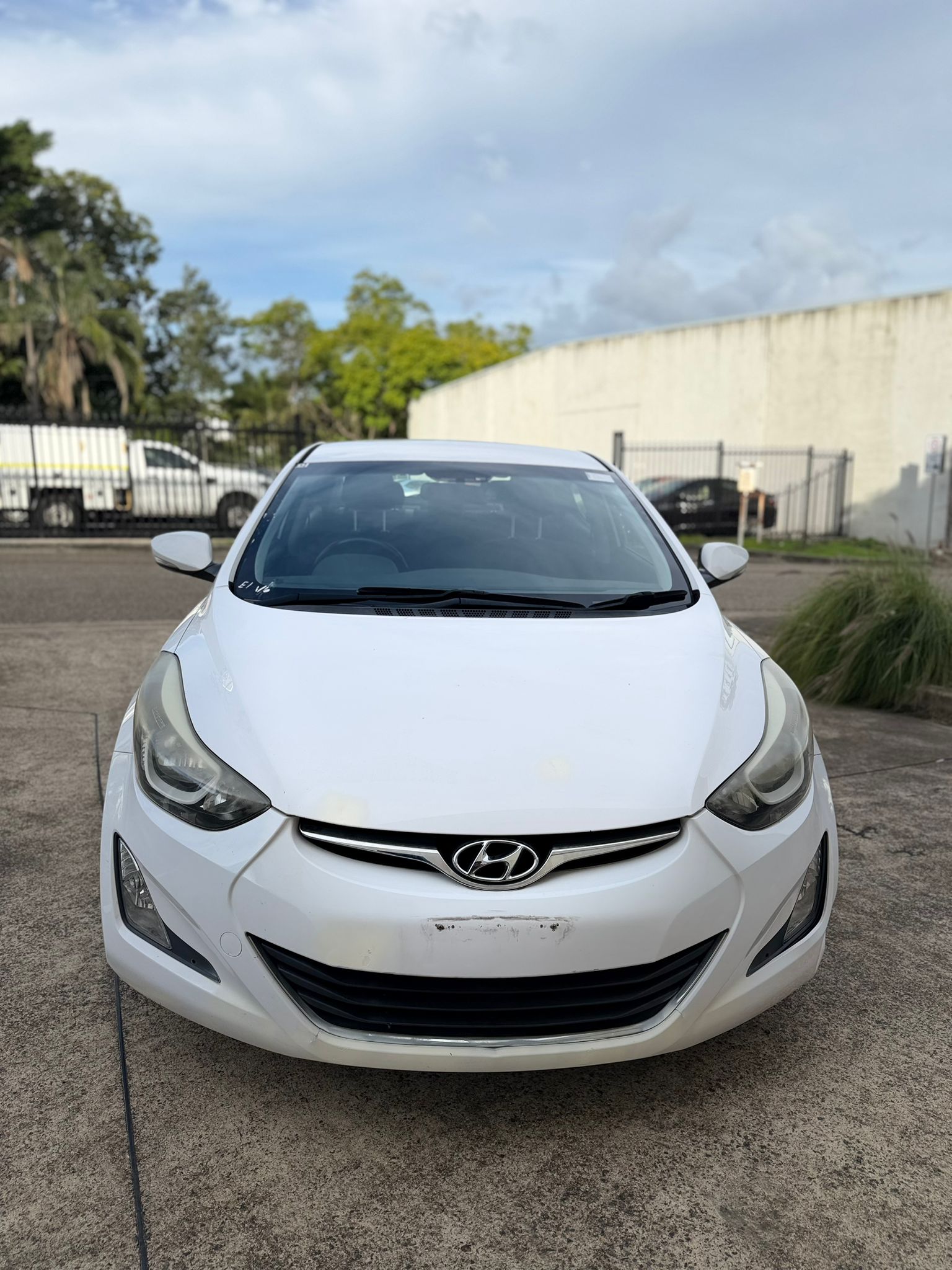 2015 Hyundai Elantra Elite MD3 Sedan in White.