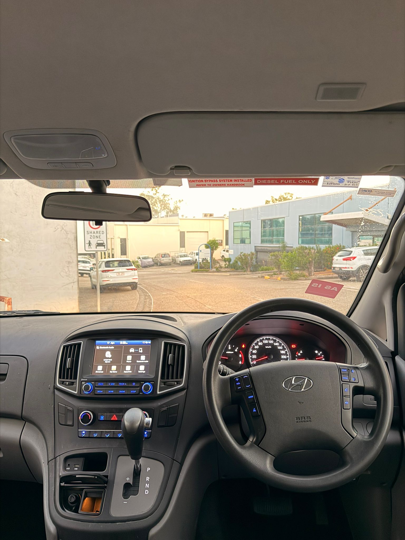 2019 Hyundai iLoad TQ4 3S Twin Swing Van in White.