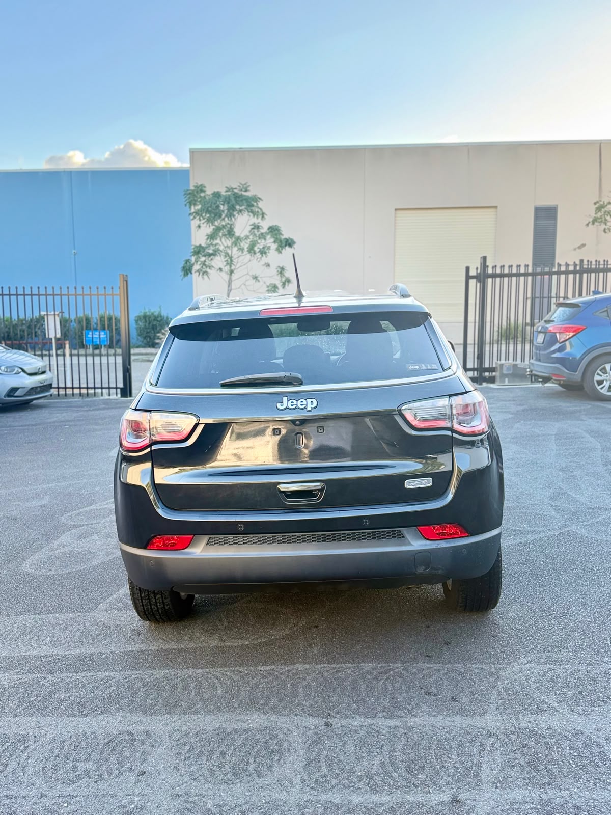 2021 Jeep Compass Launch Edition M6 MY21 Wagon in Black.