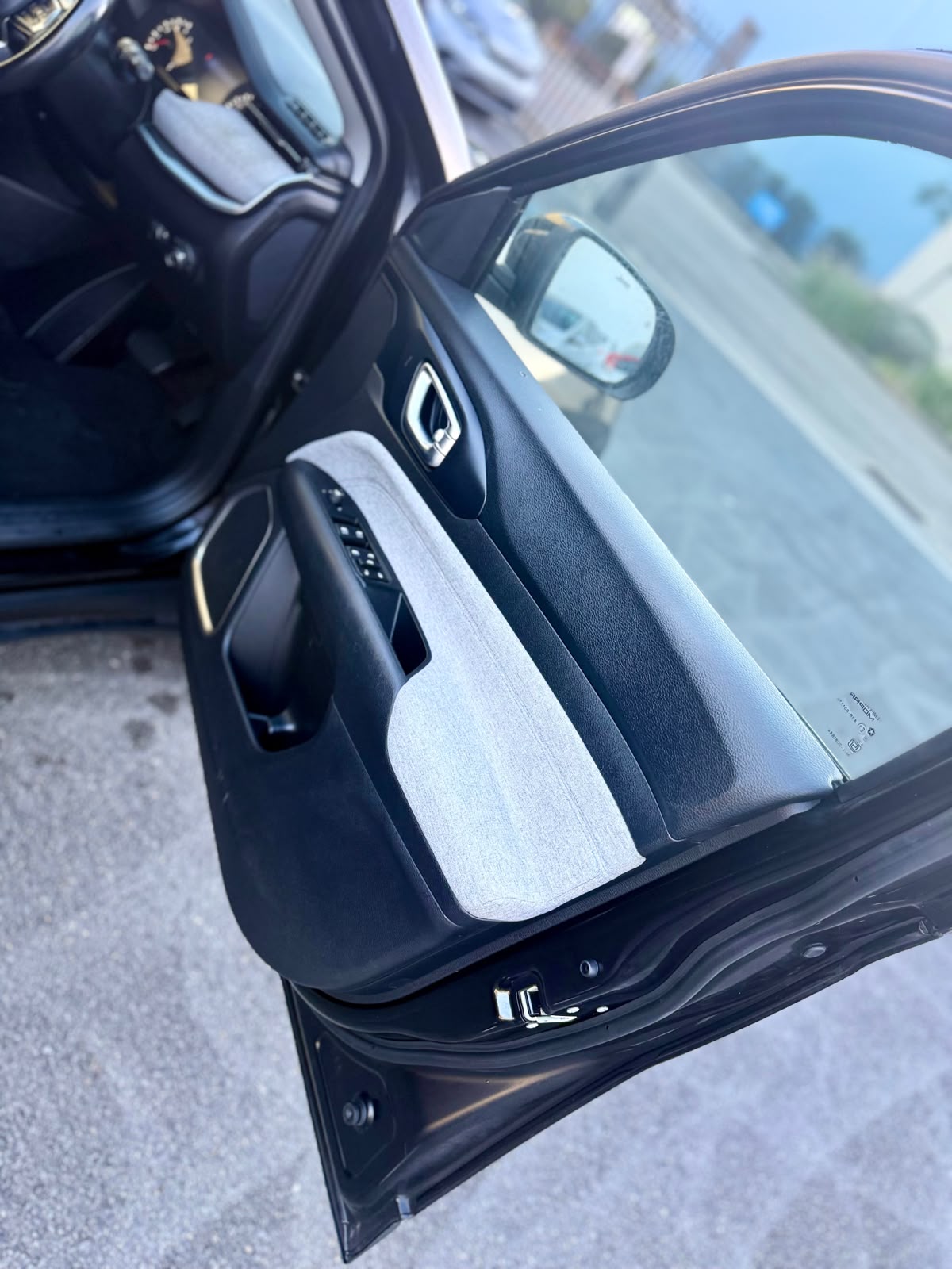 2021 Jeep Compass Launch Edition M6 MY21 Wagon in Black.