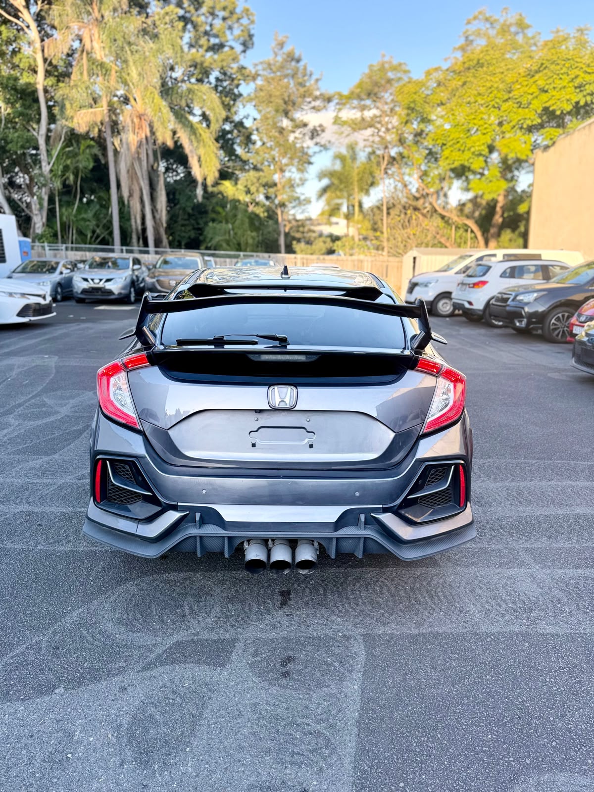 2018 Honda Civic VTi-L 10th Gen MY18 Hatchback in Grey.