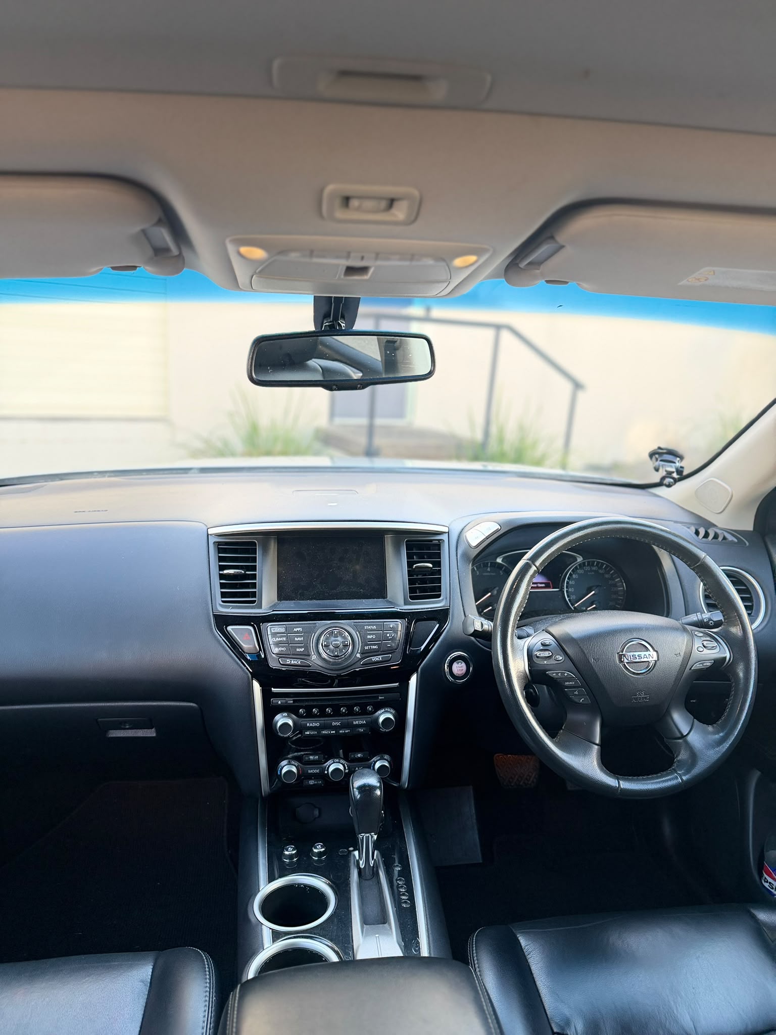 2018 Nissan Pathfinder Ti R52 Series II MY17 Wagon in Silver.