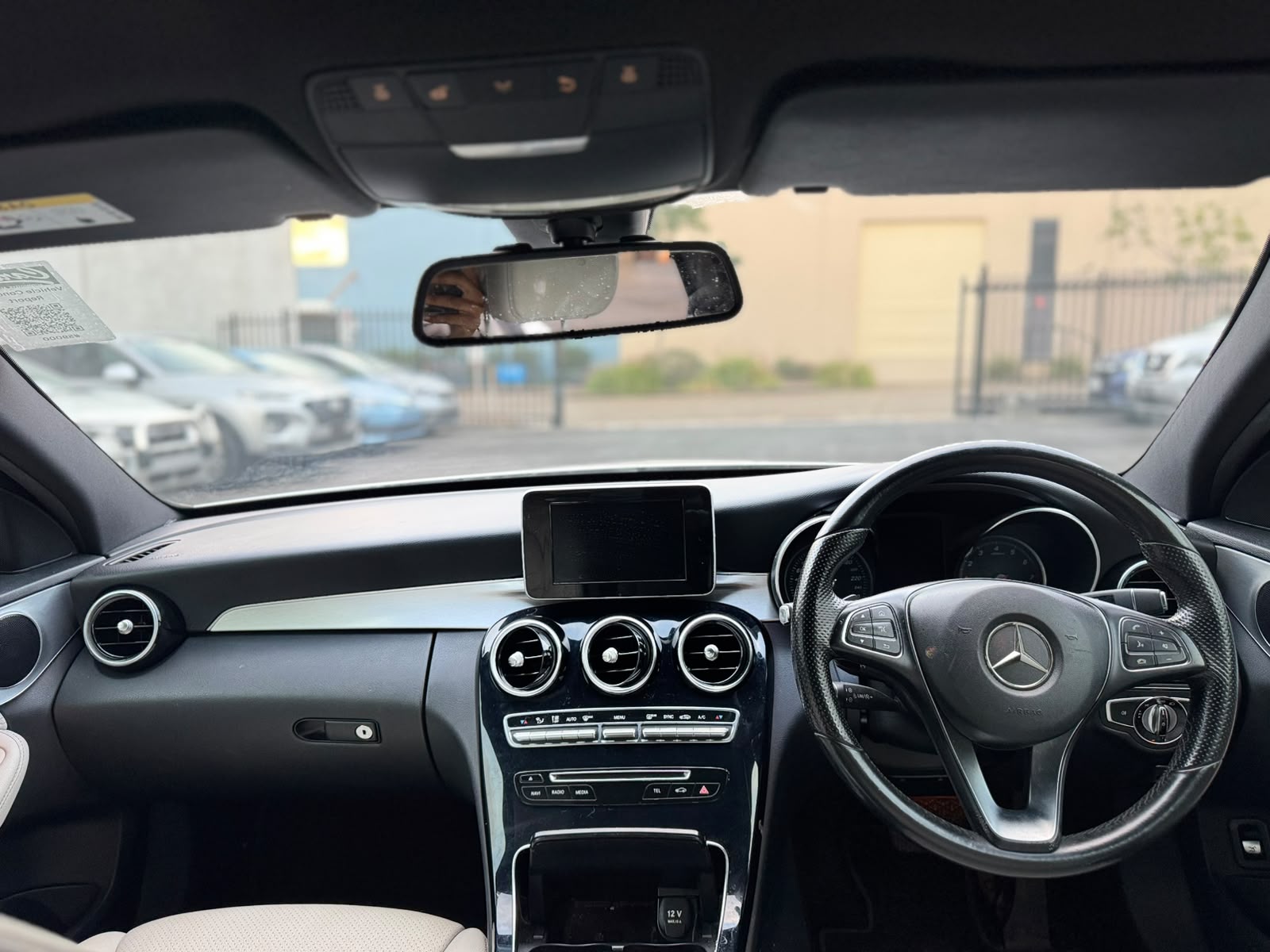 2014 Mercedes-Benz C-Class C200 W205 Sedan in White.