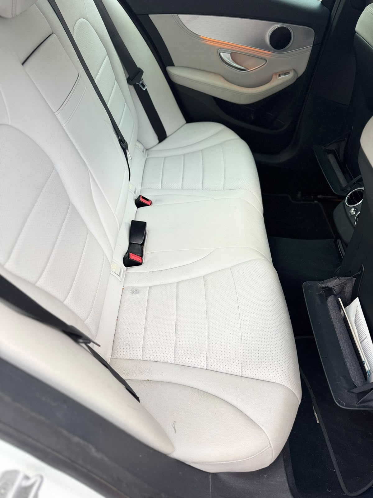 2014 Mercedes-Benz C-Class C200 W205 Sedan in White.