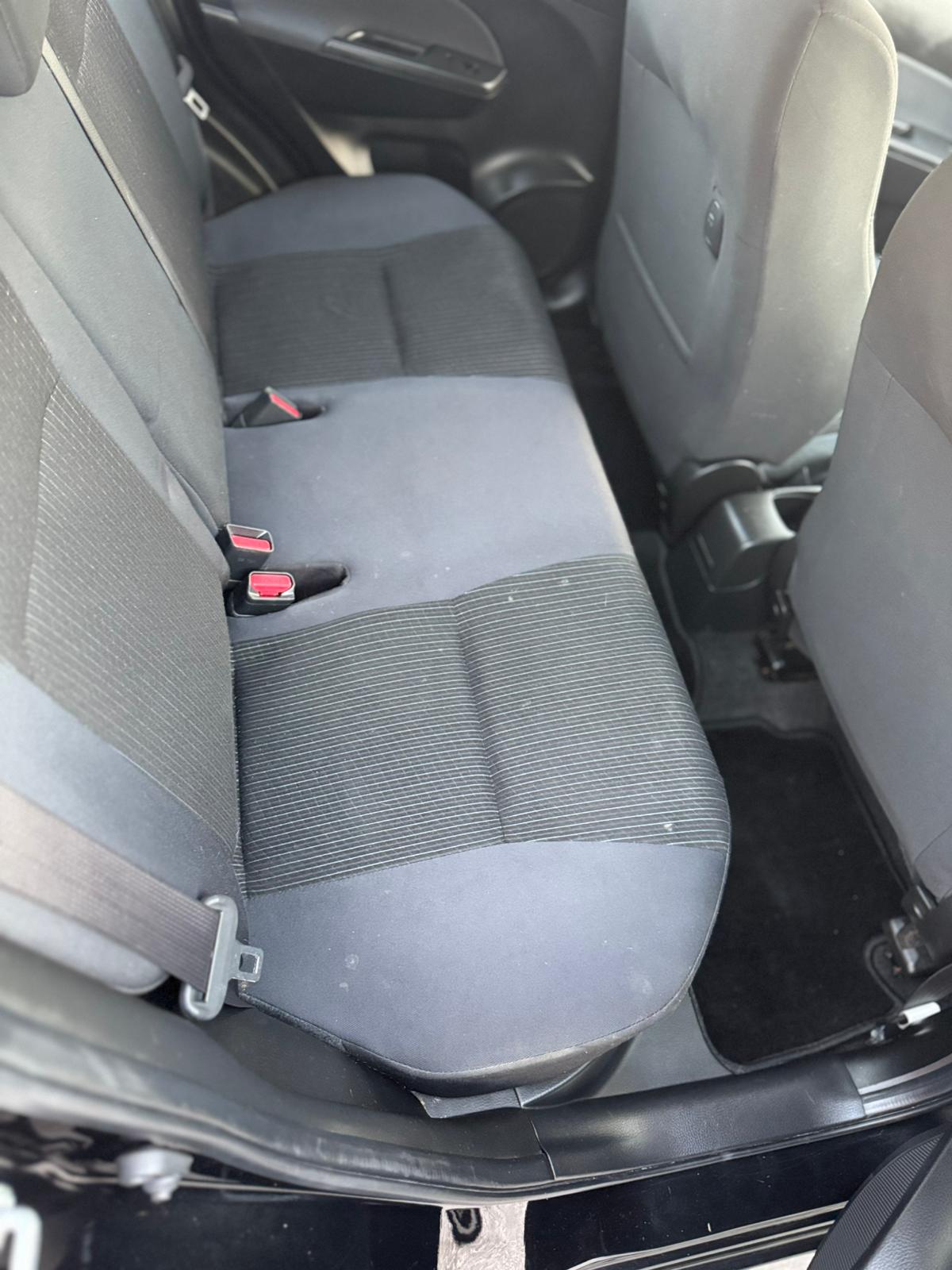 2014 Suzuki Swift GL Hatchback in Black.