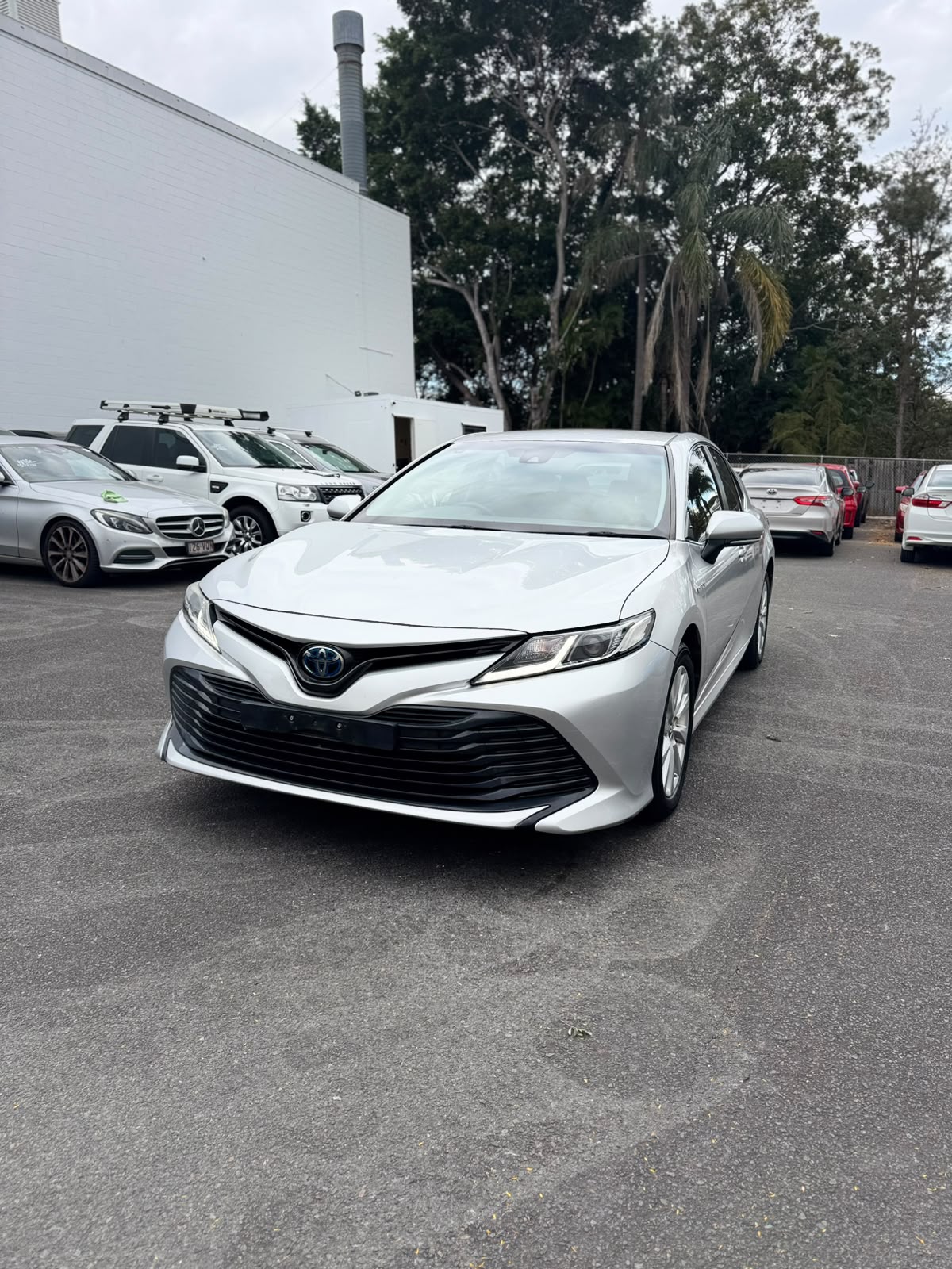 2020 Toyota Camry Ascent Hybrid Sedan in Silver.