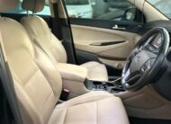 2015 Hyundai Tucson Highlander TLE Wagon in Black.