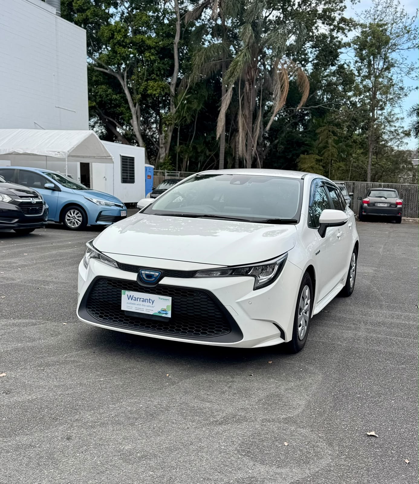 2019 Toyota Corolla Touring Wagon Hybrid in White