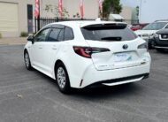 2019 Toyota Corolla Touring Wagon Hybrid in White