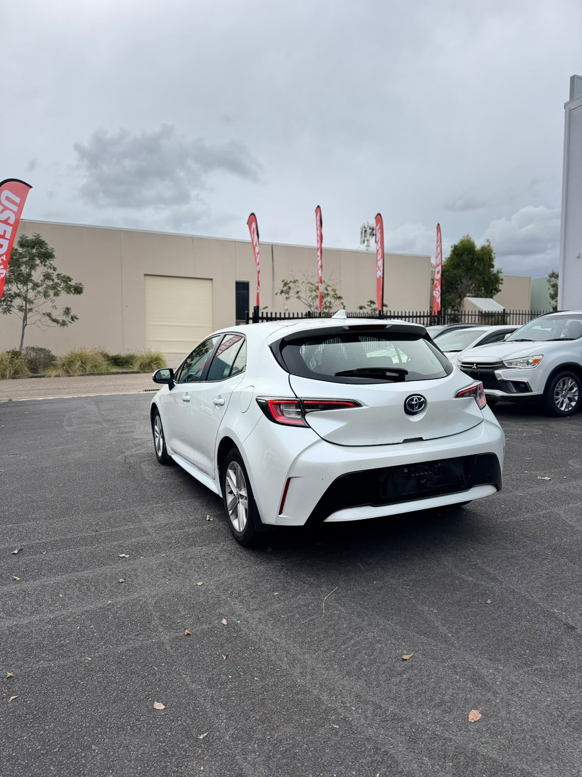 2020 Toyota Corolla Ascent Sport Hybrid Hatch in White